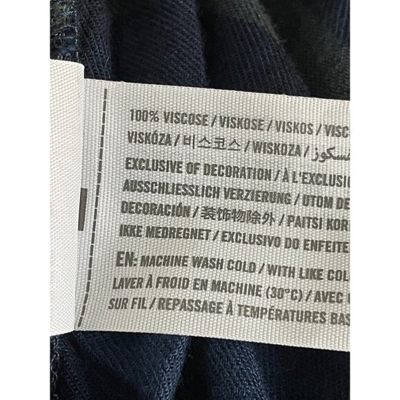 Abercrombie & Fitch Plaid Ruffle Blouse Navy Green V Neck Ruffle Front Medium - Picture 6 of 6